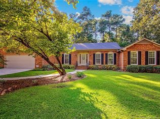 217 Queensberry Dr, Fayetteville, NC 28303