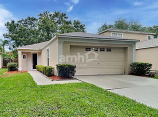 1006 Lake Shore Ranch Dr, Seffner, FL 33584