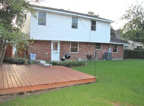 5th image of 2600 Saint Nick Dr