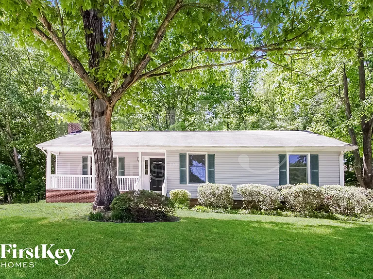 3007 Amidon Dr — Photo 1