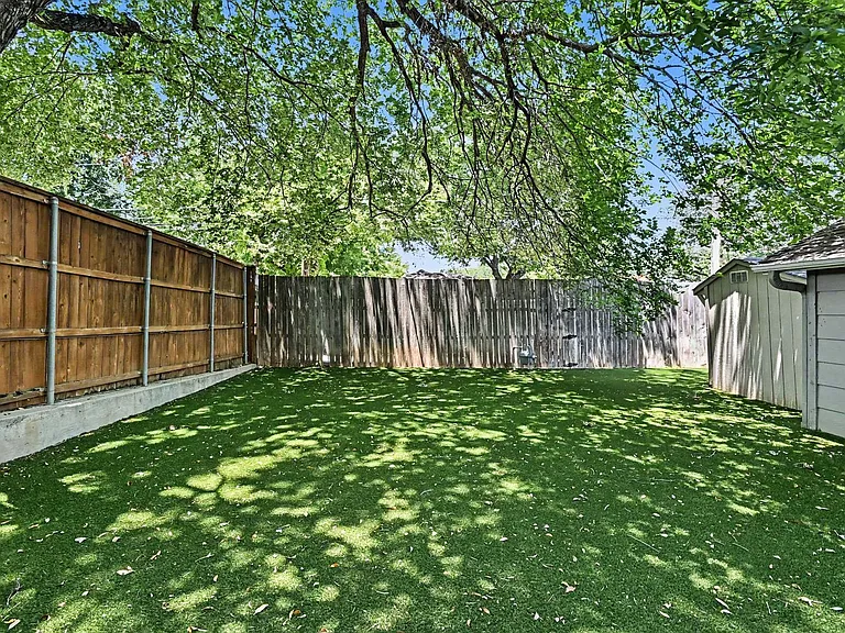4012 W 6th St — Photo 33