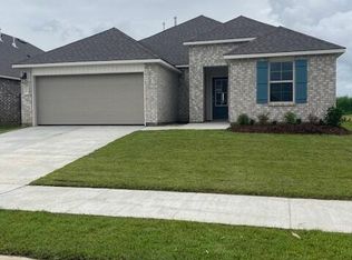 505 Broussard Hill Dr, Broussard, LA 70518