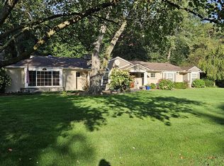 4880 Haddington Dr, Bloomfield Hills, MI 48304