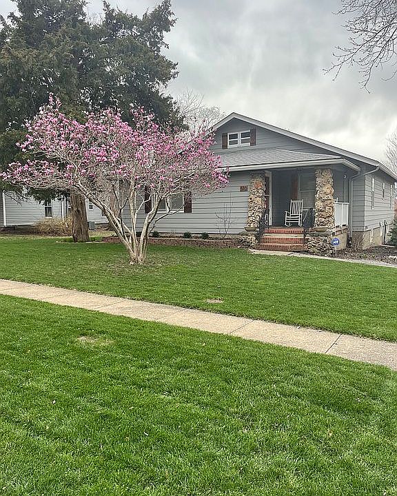 1st image of 510 SE Miller St