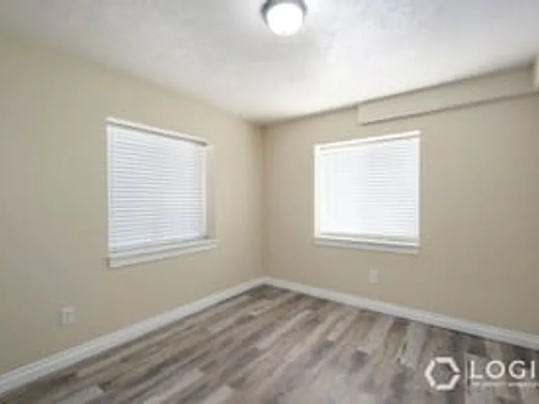 3987 S Lake Mountain Dr #DOWNSTAIRS — Photo 12
