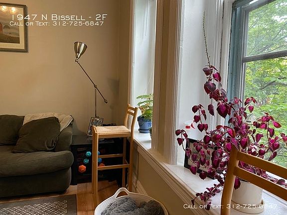 4th image of 1947 N Bissell St APT 2F