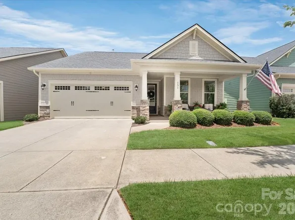 151 Johnson Manor St, Mooresville, NC 28115