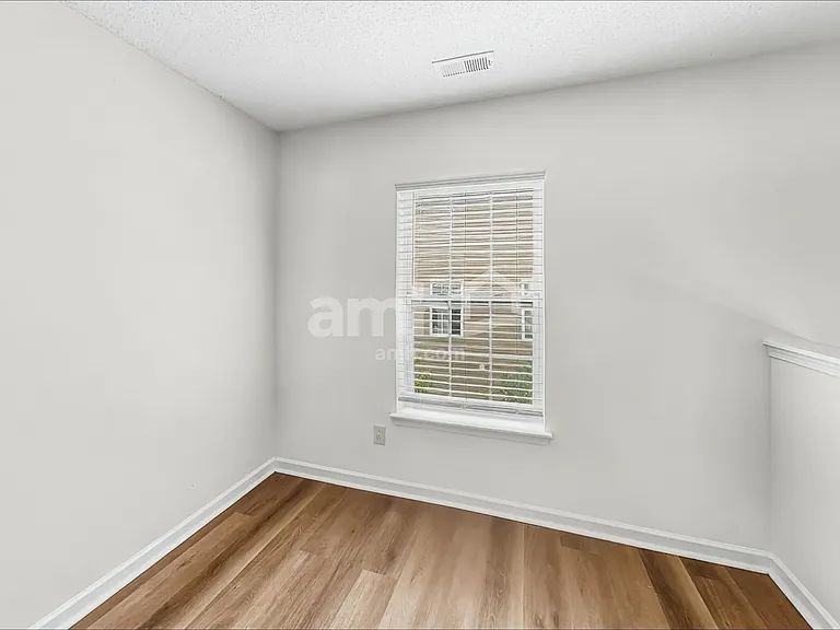 7316 Aragorn Ln — Photo 9