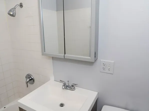 2700 Jackson Ave #2, Chicago Heights, IL 60411