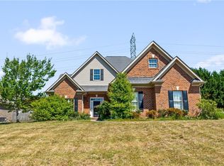 135 Oak Run Ct, Lewisville, NC 27023