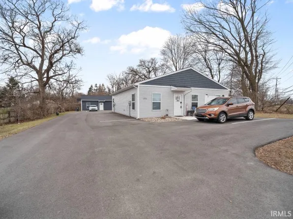 3515 & 3511 Lower Huntington Rd, Fort Wayne, IN 46809