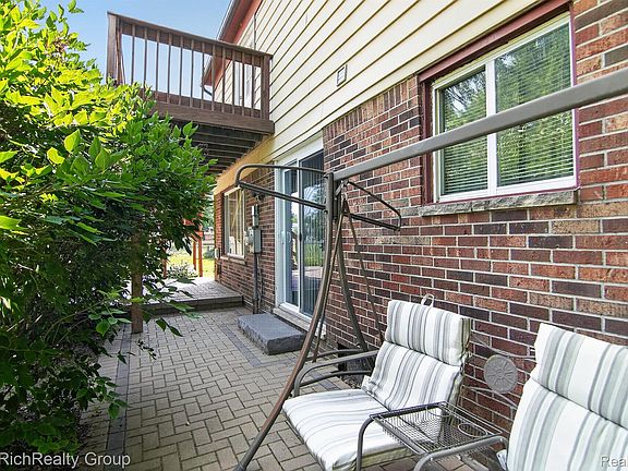 5th image of 2313 Abbey Ct