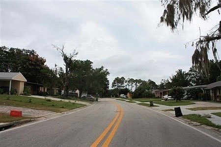 2nd image of 1401 Hernandes Dr