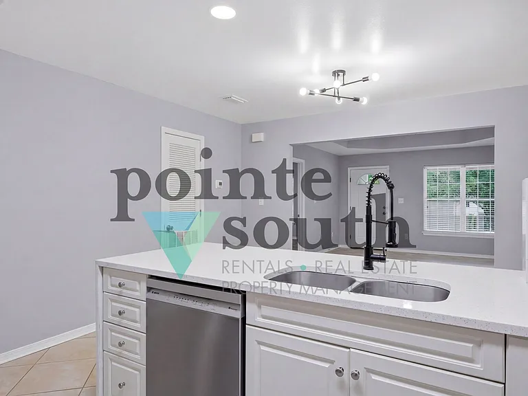 2147 Henrietta Fulford Pl #3 — Photo 8