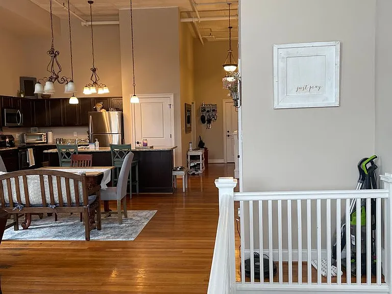 922 Main St — Photo 6