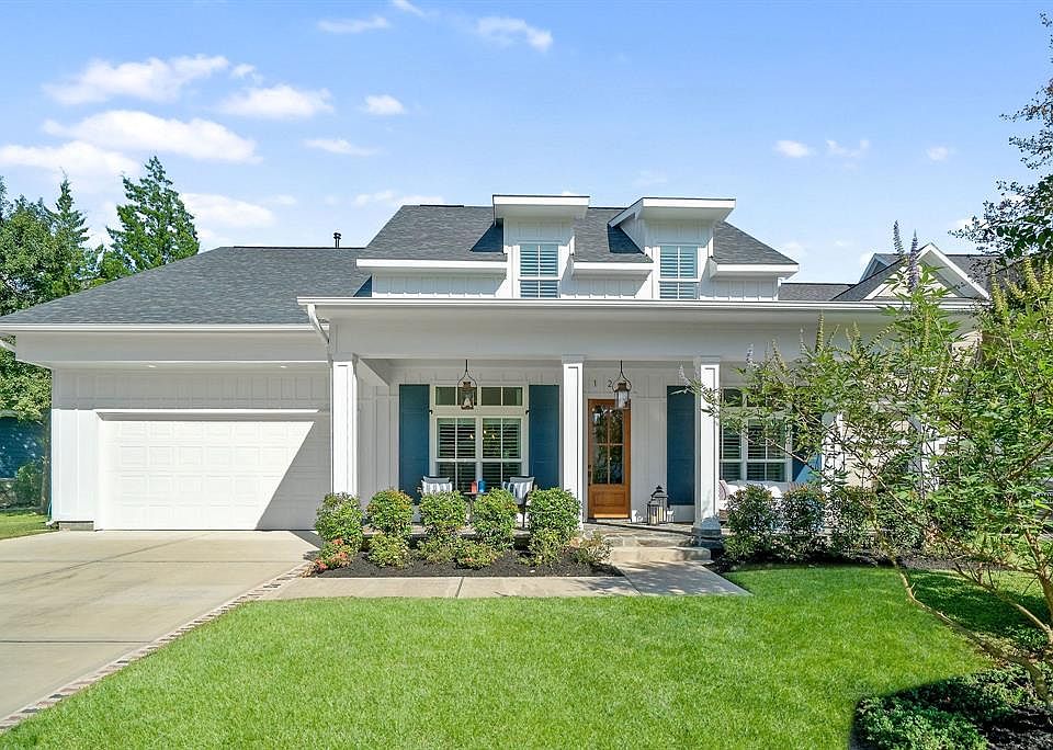 1st image of 123 Silverwolf Cove Pl