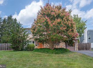 541 Cedar Dr, Lafayette Hill, PA 19444