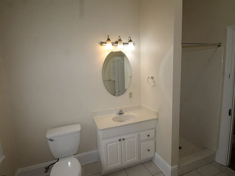 209 W Hall St #A — Photo 19