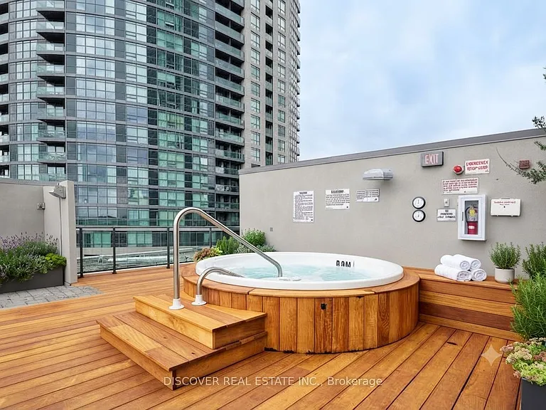 215 Fort York Blvd #2609 — Photo 8