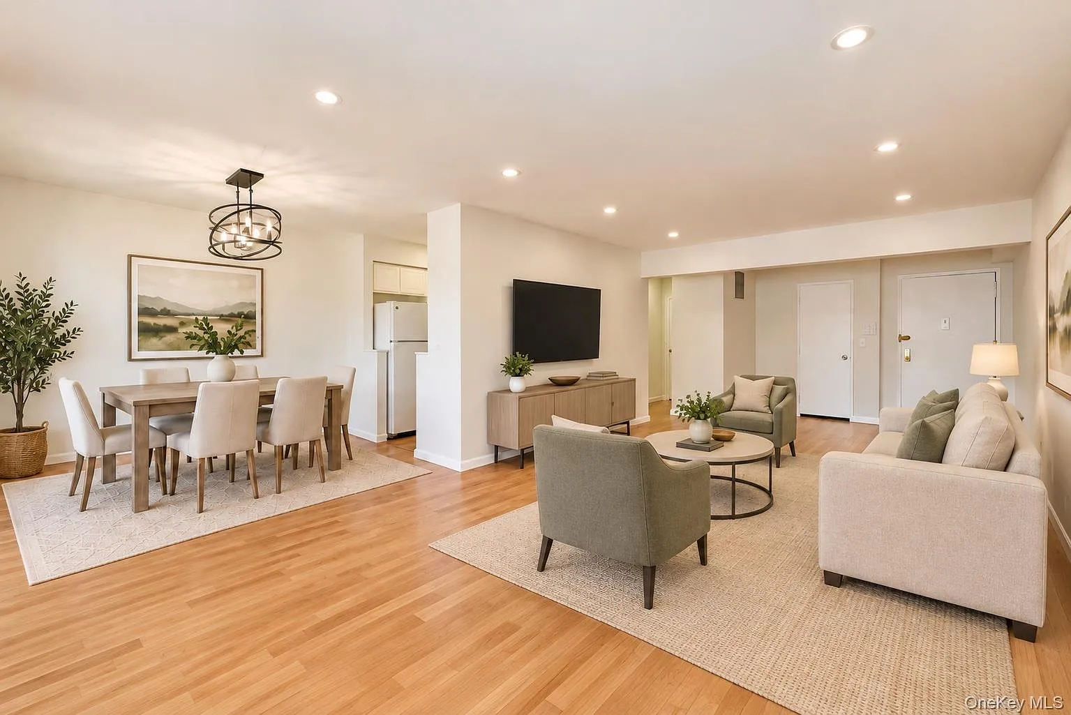 2 bed, 2.0 bath, 1000 sqft, $3,400 — Photo 1