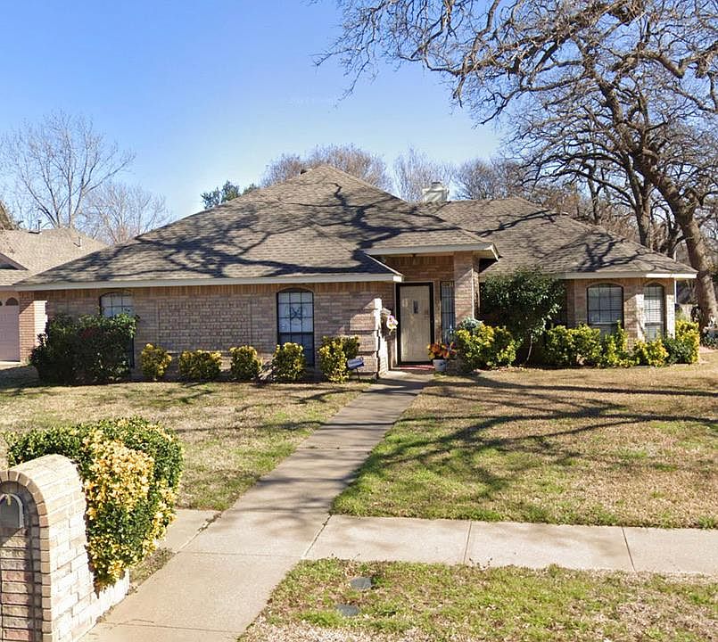 1st image of 1007 Milby Oaks Cir