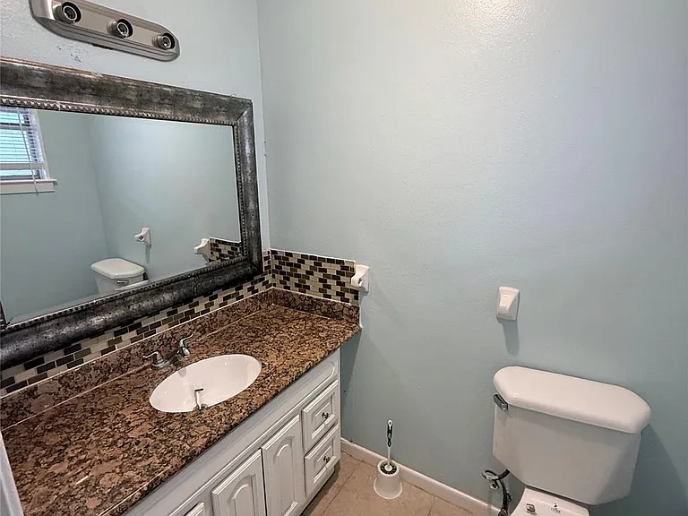 5107 Avenue Q — Photo 26