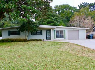 36 Ferry Rd NE, Fort Walton Beach, FL 32548