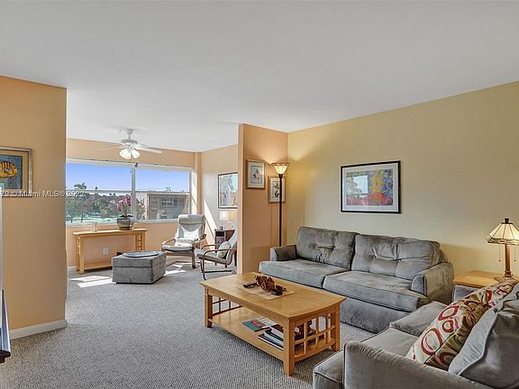 4th image of 9741 Sunrise Lakes Blvd APT 302