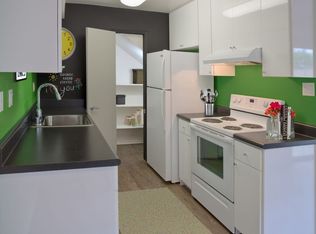 AVA Newport, Costa Mesa, CA 92627