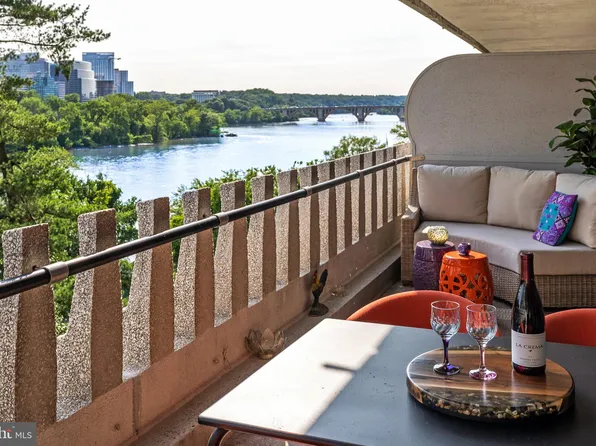2700 Virginia Ave NW #606, Washington, DC 20037