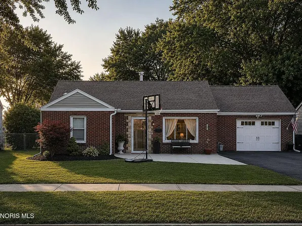1504 Crystal Ave, Findlay, OH 45840