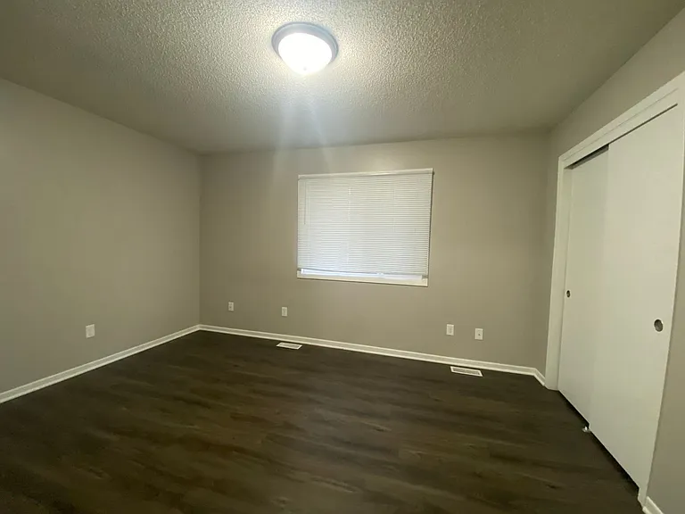 1549 E Pleasant View Dr — Photo 8