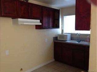 1413 S Willowbrook Ave, Compton, CA 90220