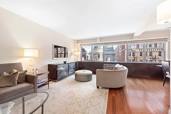 Sold by Compass | media 9