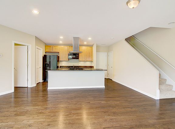 5th image of 3069 W Armitage Ave #2S-1