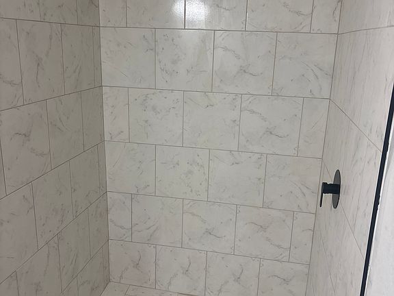 5th image of 8412 Dandy Ave #B