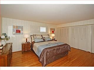 3rd image of 823 Nisqually Dr
