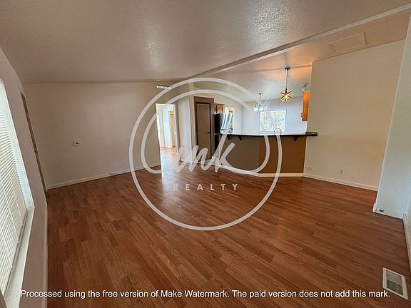3rd image of 3289 Penrod Ln Space 7