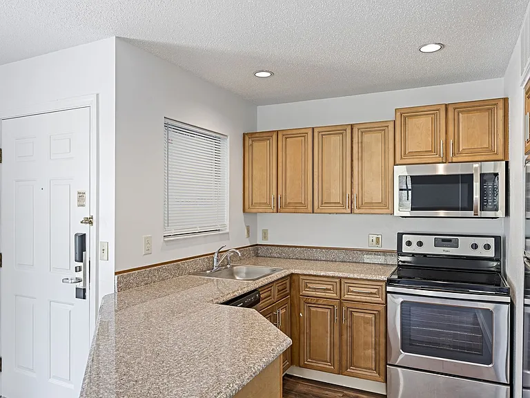 Kilgore Apartments (ANR Kalamazoo LDHA, LLC) — Photo 17