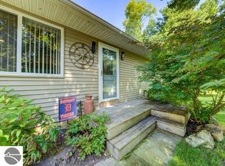 9932 N Tenor Dr, Interlochen, MI 49643