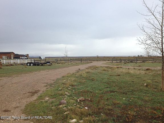 5th image of 80 First North Rd