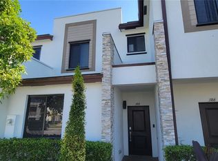 388 NE 208th Ter #388, Miami, FL 33179