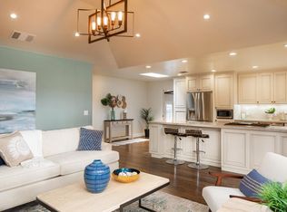 208 Ridge Rd, Pacific Grove, CA 93950