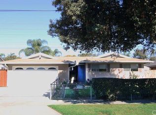 2105 W Flora St, Santa Ana, CA 92704