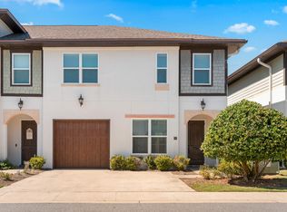 995 Airport Rd UNIT 25, Destin, FL 32541