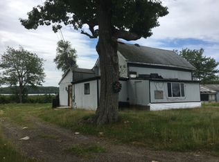 1078 S Belfast Ave, Augusta, ME 04330