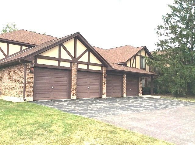 1st image of 1722 Lakecliffe Dr APT A