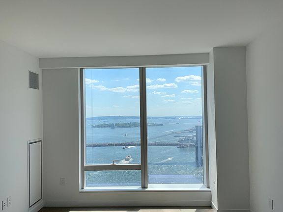 5th image of 252 South St #36N