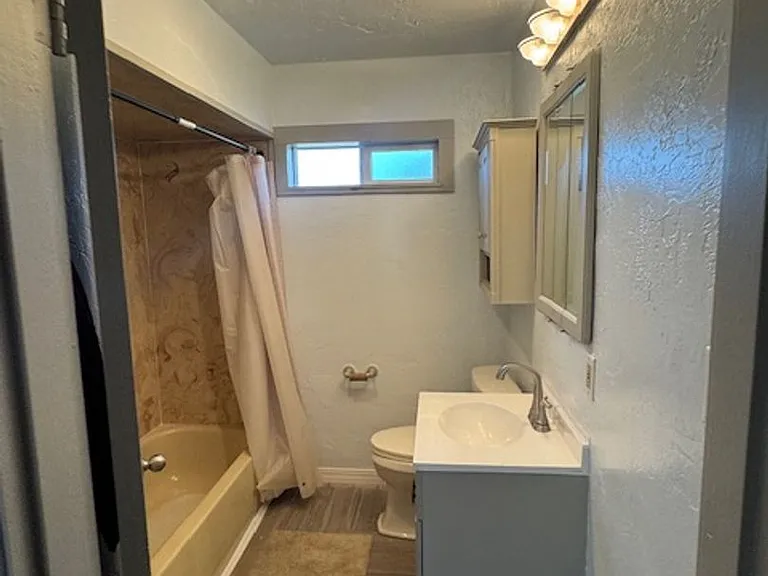 685 Beall Ln — Photo 13