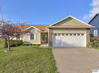 2857 Ravae Ln, Blair, NE 68008